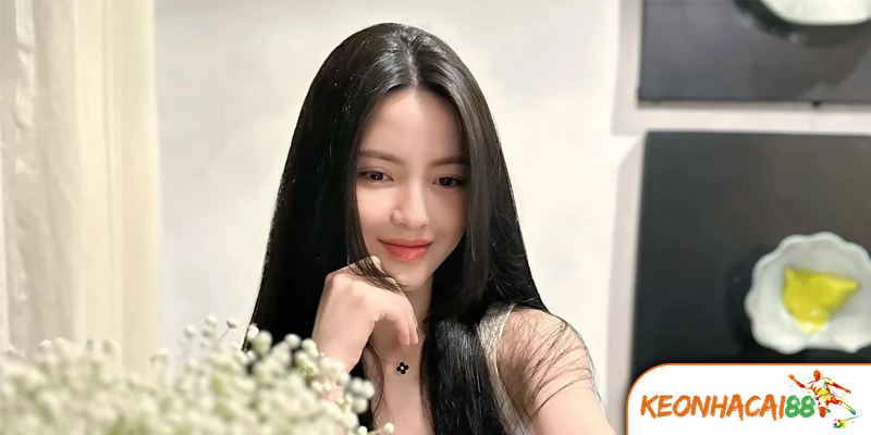 chu thanh huyen Chu Thanh Huyền - MC Tài Năng Của Quang Hải